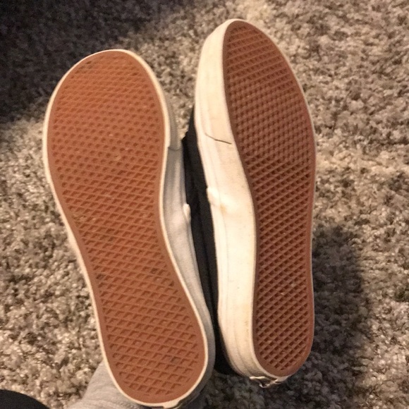 Vans. - Picture 3 of 3